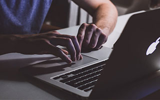 特朗普称政府若不得不关那就关吧